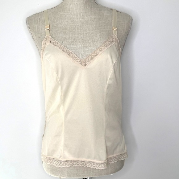 Vintage Tops - Vintage Cream‎ Lace Inset Cami Small Cream